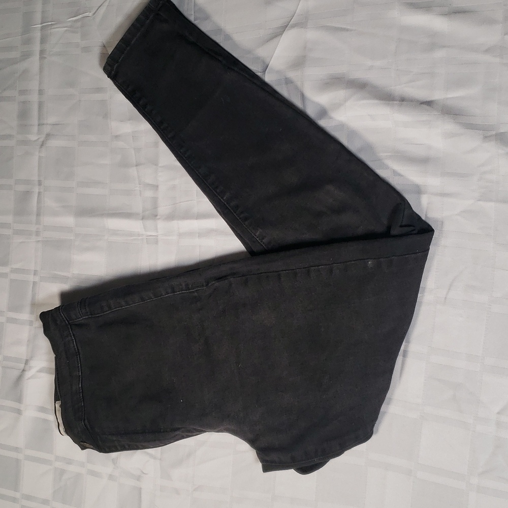 🧑‍🎄10/10🧑‍🎄👖Garage soft denim high rise jeans size 29👖